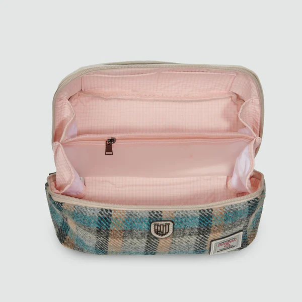 Islander® Toiletry Bag - Image 19